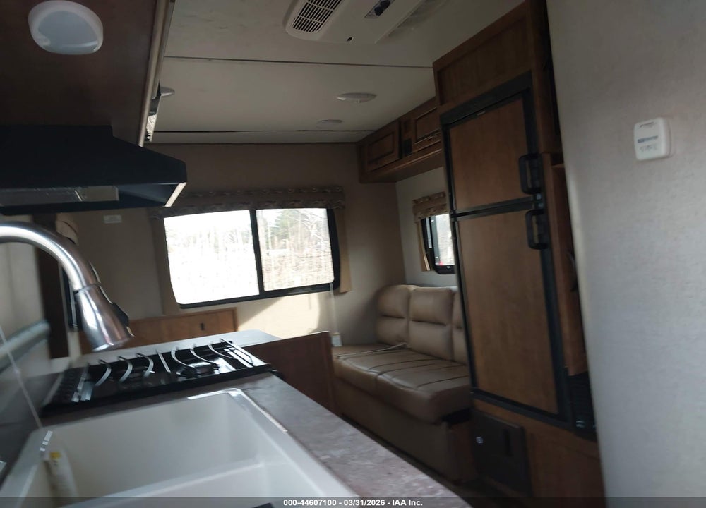 2017 CROSS TRAILERS INC CROSSROADS OTHER VIN: 4V0TC2121HJ012055