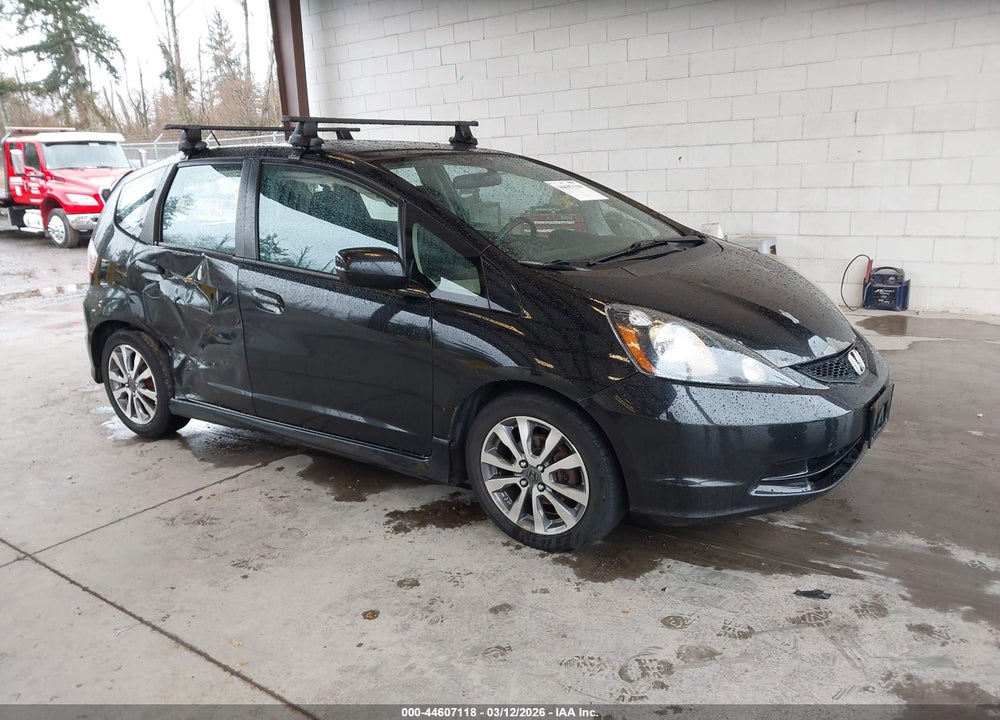 2012 HONDA FIT SPORT VIN: JHMGE8H59CS005364