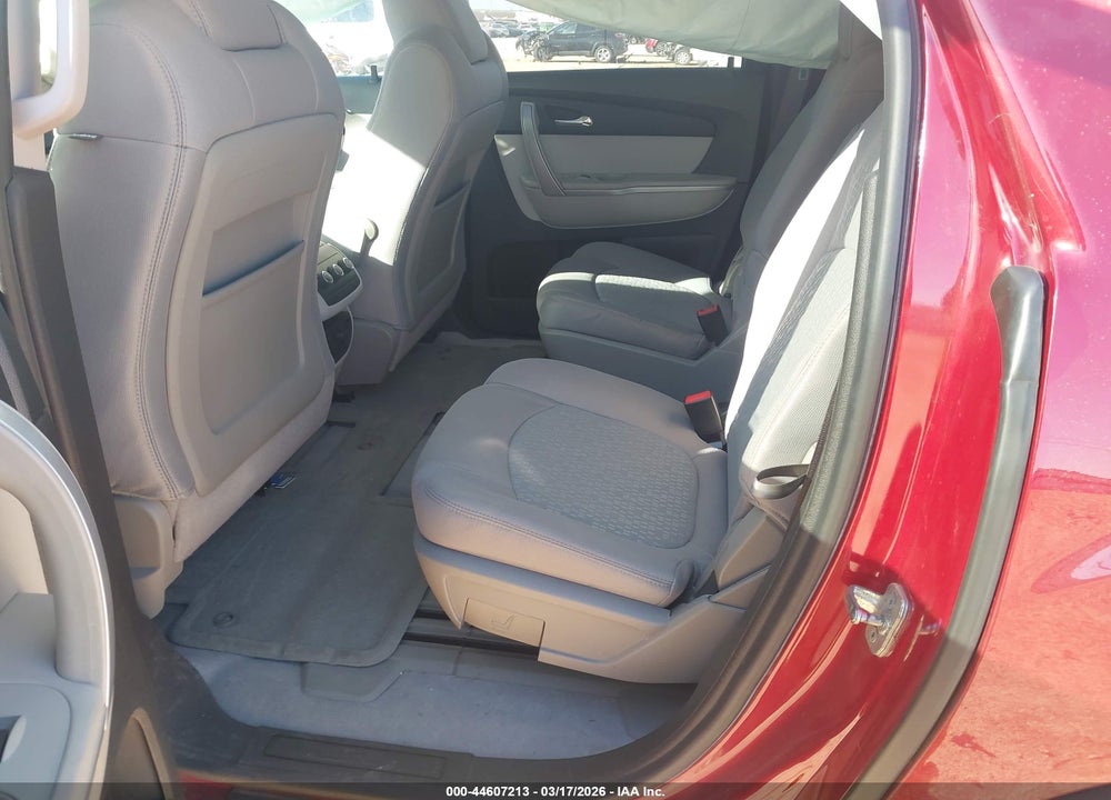 2012 GMC ACADIA SLE VIN: 1GKKRPED3CJ300640