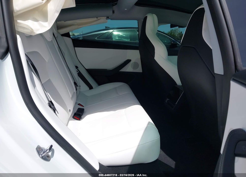 2025 TESLA MODEL 3 PERFORMANCE ALL-WHEEL DRIVE VIN: 5YJ3E1ET7SF084815