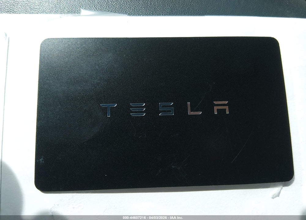 2025 TESLA MODEL 3 PERFORMANCE ALL-WHEEL DRIVE VIN: 5YJ3E1ET7SF084815