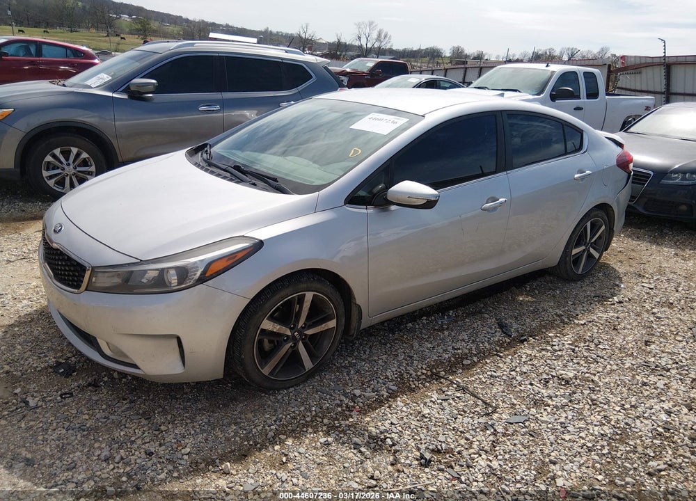2017 KIA FORTE EX VIN: 3KPFL4A89HE055465