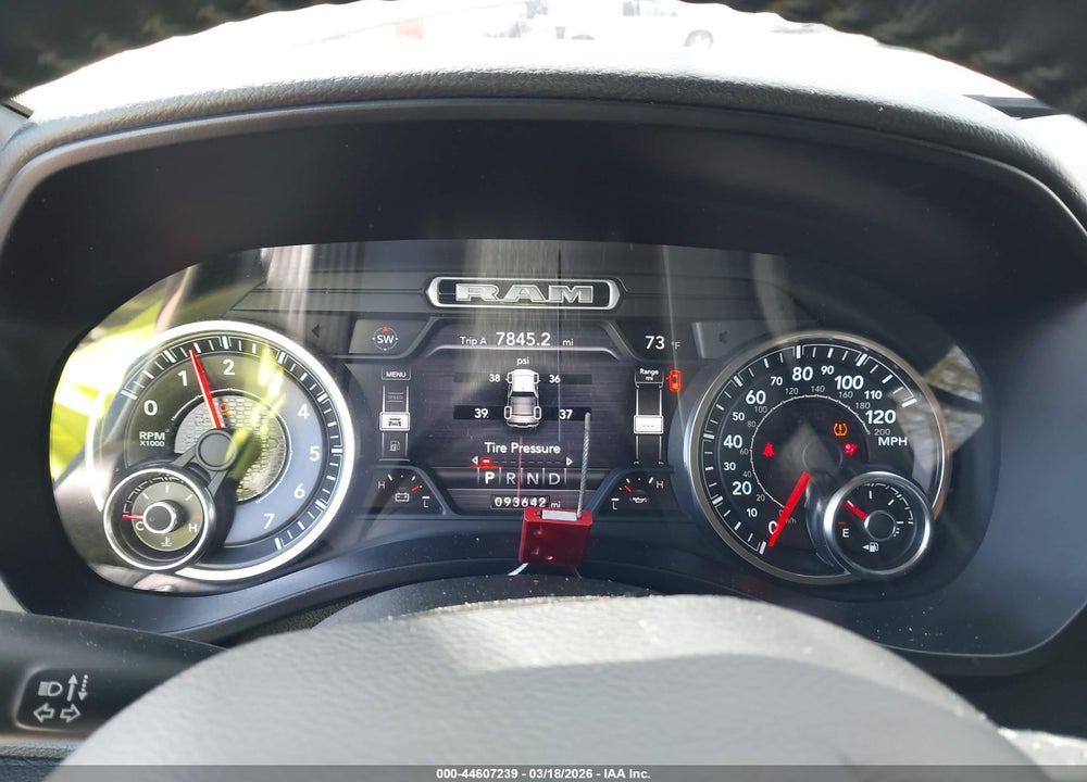 2020 RAM 1500 BIG HORN  4X4 5'7 BOX VIN: 1C6SRFFTXLN160162