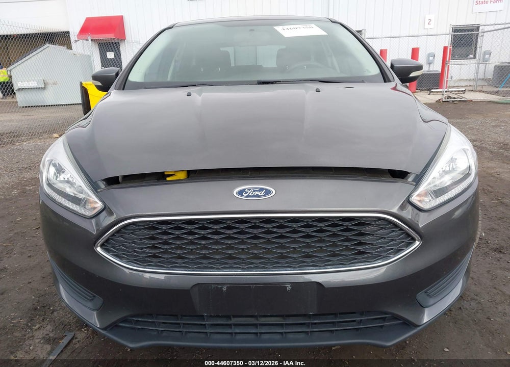 2015 FORD FOCUS SE VIN: 1FADP3K21FL342129
