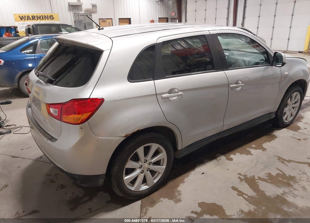 2014 MITSUBISHI OUTLANDER SPORT ES VIN: 4A4AR3AU7EE020407