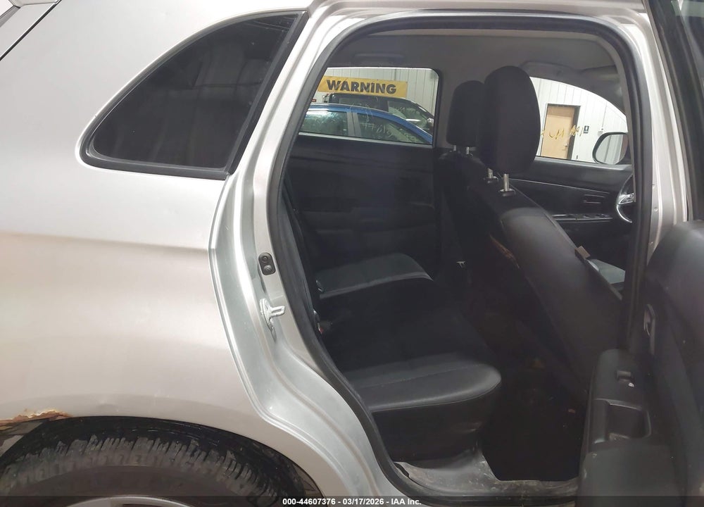 2014 MITSUBISHI OUTLANDER SPORT ES VIN: 4A4AR3AU7EE020407