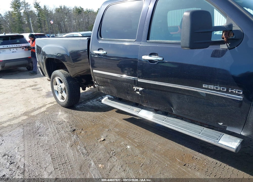 2013 GMC SIERRA 2500HD SLE VIN: 1GT120CG0DF164293