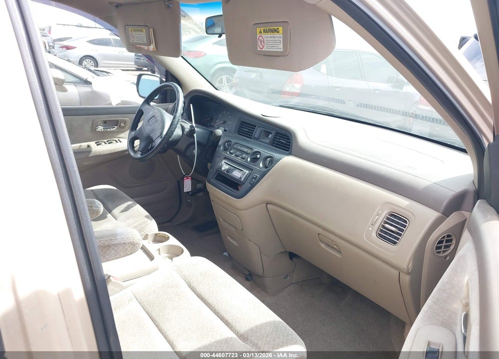 2000 HONDA ODYSSEY LX VIN: 2HKRL1857YH526452