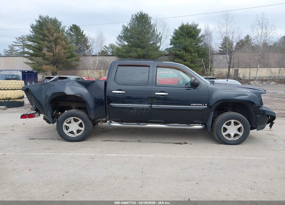 2007 GMC SIERRA 1500 DENALI VIN: 2GTEK638871728264
