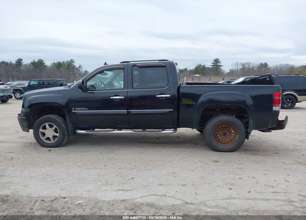 2007 GMC SIERRA 1500 DENALI VIN: 2GTEK638871728264