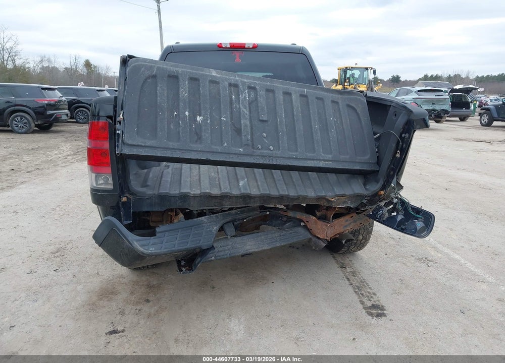 2007 GMC SIERRA 1500 DENALI VIN: 2GTEK638871728264
