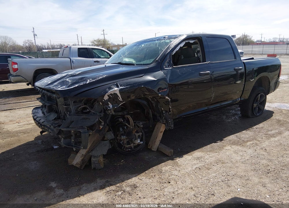 2016 RAM 1500 EXPRESS VIN: 3C6RR7KT7GG358173