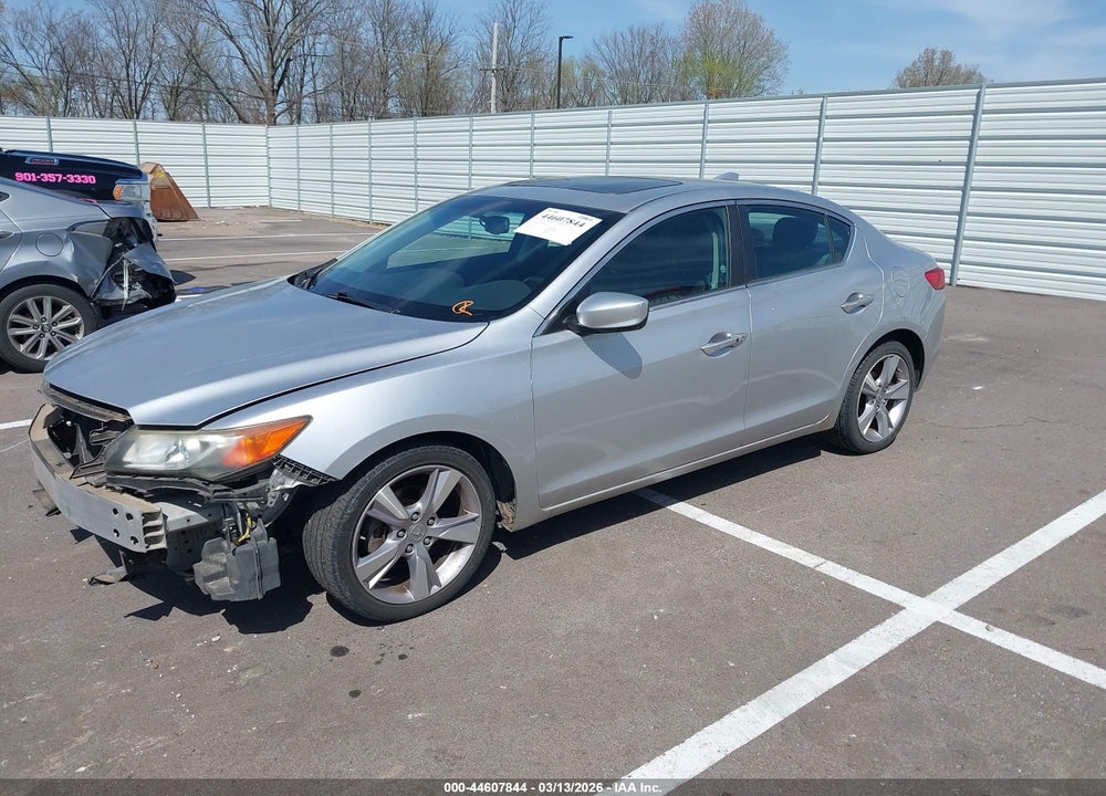 2013 ACURA ILX 2.0L VIN: 19VDE1F78DE003134