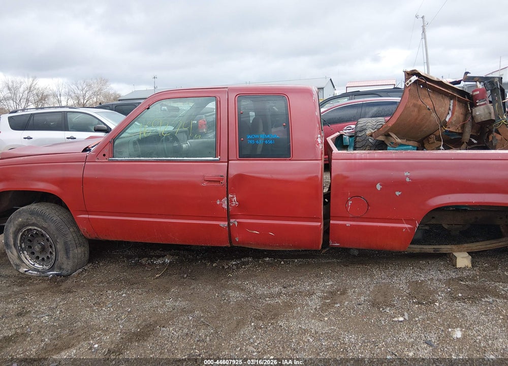 1997 CHEVROLET K1500 FLEETSIDE VIN: 2GCEK19R9V1115585