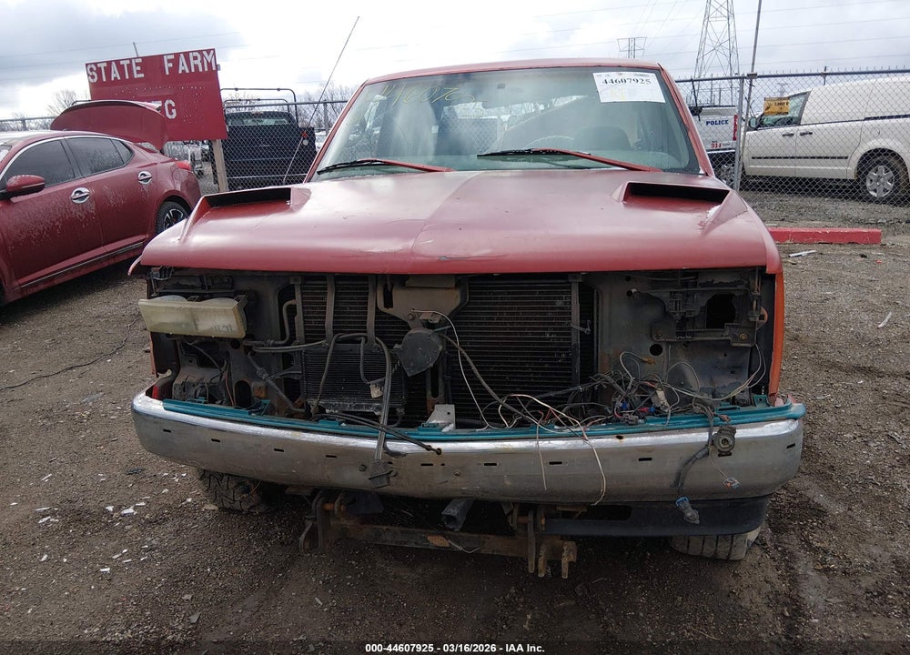 1997 CHEVROLET K1500 FLEETSIDE VIN: 2GCEK19R9V1115585