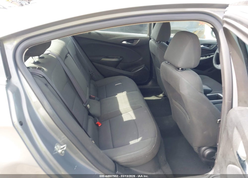 2017 CHEVROLET CRUZE LT AUTO VIN: 1G1BE5SM1H7121722