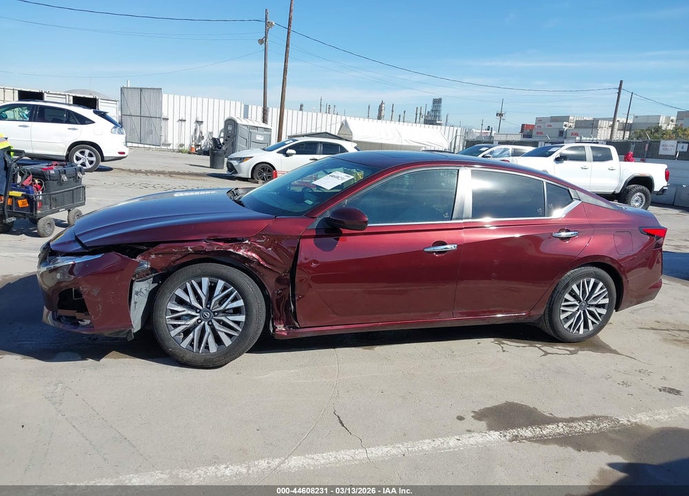 2023 NISSAN ALTIMA SV FWD VIN: 1N4BL4DV9PN358391