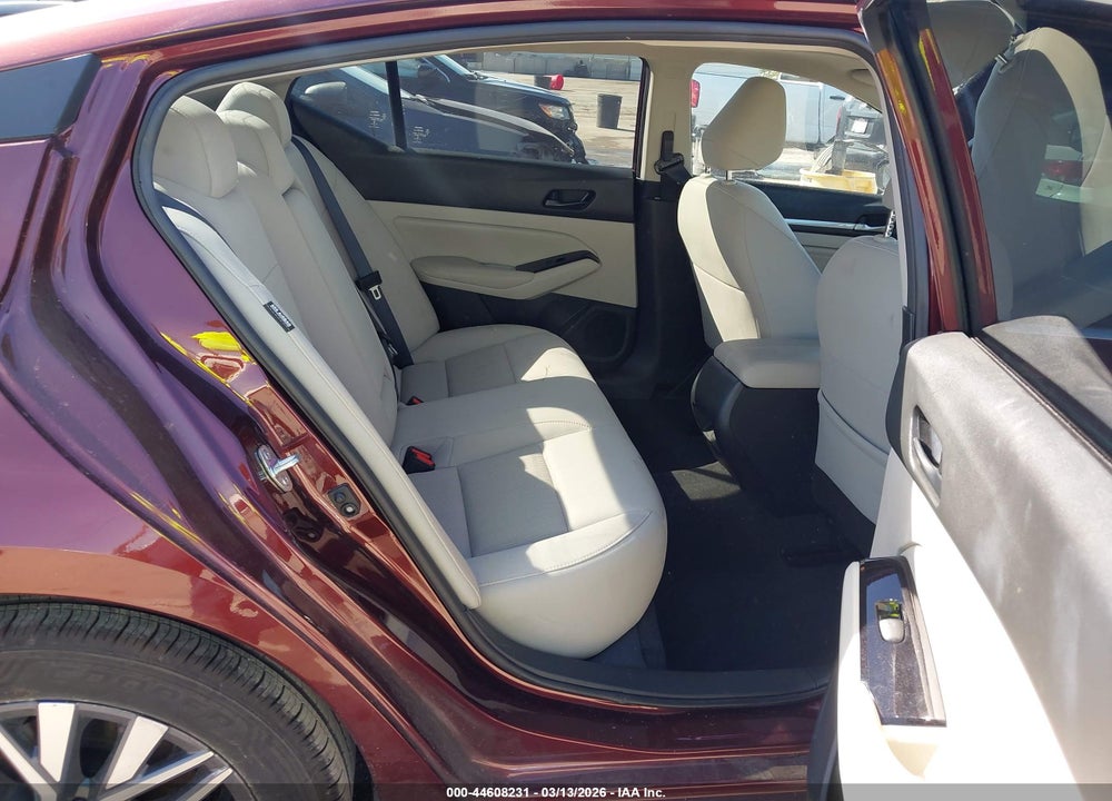 2023 NISSAN ALTIMA SV FWD VIN: 1N4BL4DV9PN358391