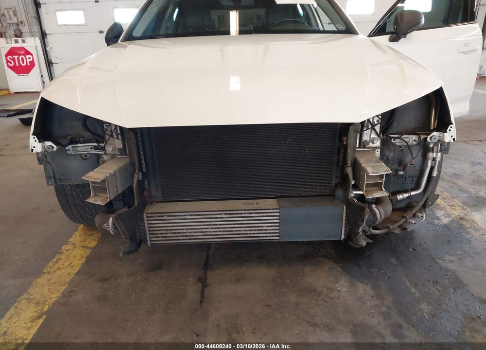 2017 AUDI A4 2.0T PREMIUM VIN: WAULNAF44HN061748