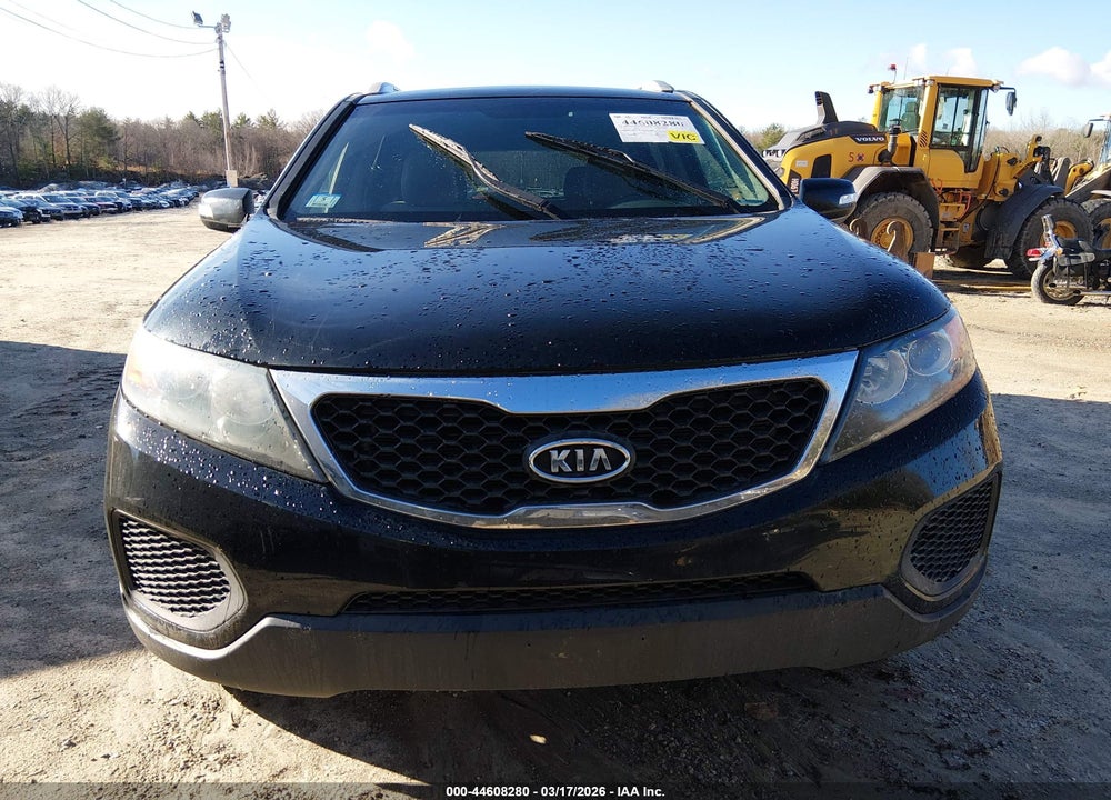 2012 KIA SORENTO LX V6 VIN: 5XYKT4A24CG280138