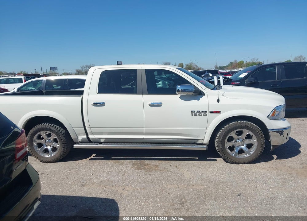 2018 RAM 1500 VIN: 1C6RR6NM9JS255318