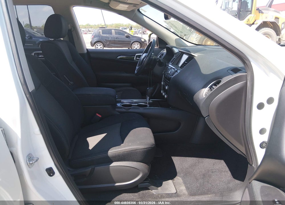 2017 NISSAN PATHFINDER SV VIN: 5N1DR2MN1HC621424