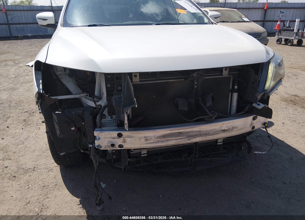 2017 NISSAN PATHFINDER SV VIN: 5N1DR2MN1HC621424