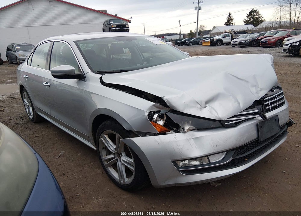 2013 VOLKSWAGEN PASSAT 2.0L TDI SE VIN: 1VWBN7A36DC040032