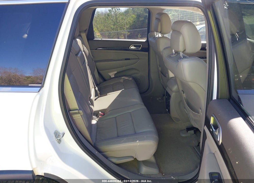 2013 JEEP GRAND CHEROKEE LAREDO VIN: 1C4RJEAT6DC538653