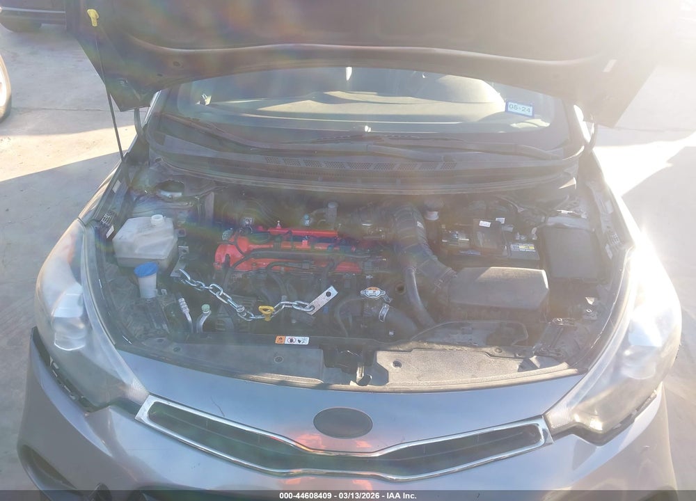 2016 KIA FORTE SX VIN: KNAFZ5A34G5636419
