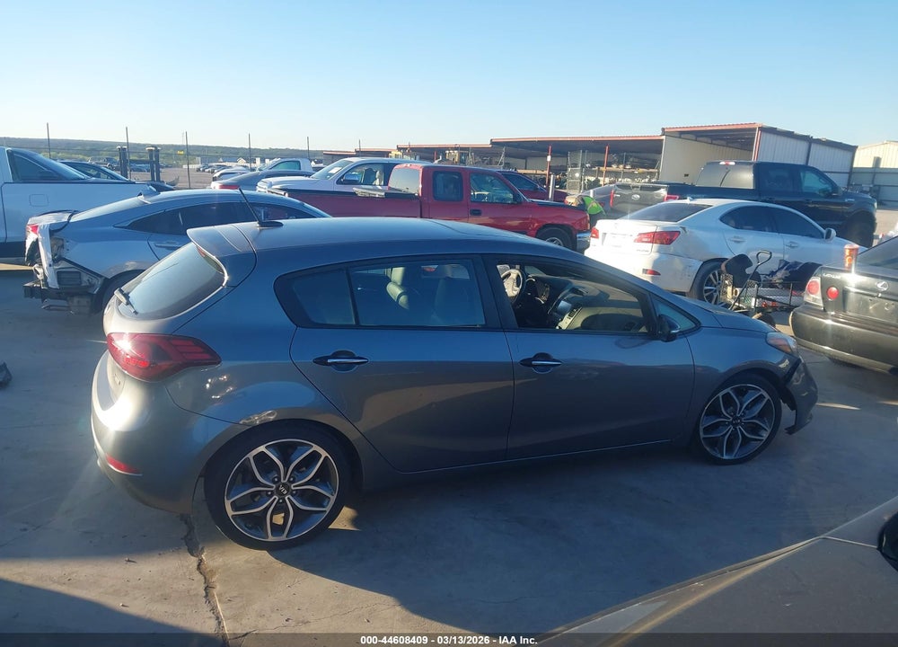 2016 KIA FORTE SX VIN: KNAFZ5A34G5636419
