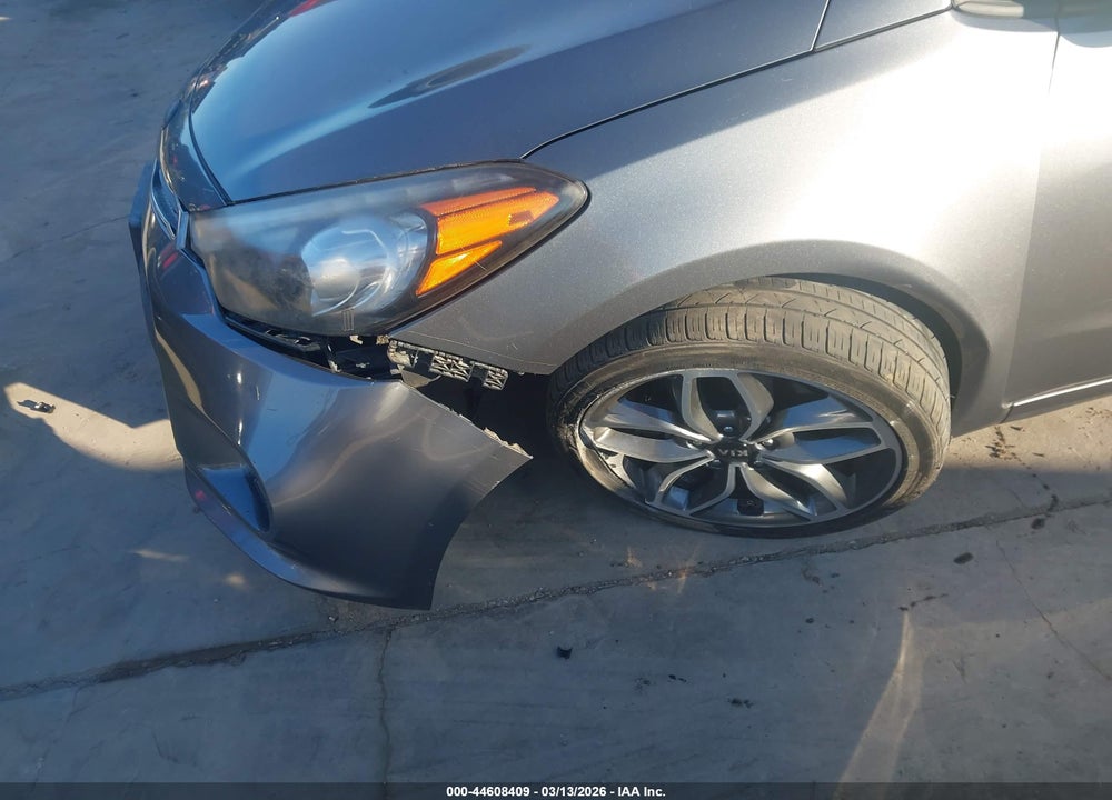 2016 KIA FORTE SX VIN: KNAFZ5A34G5636419