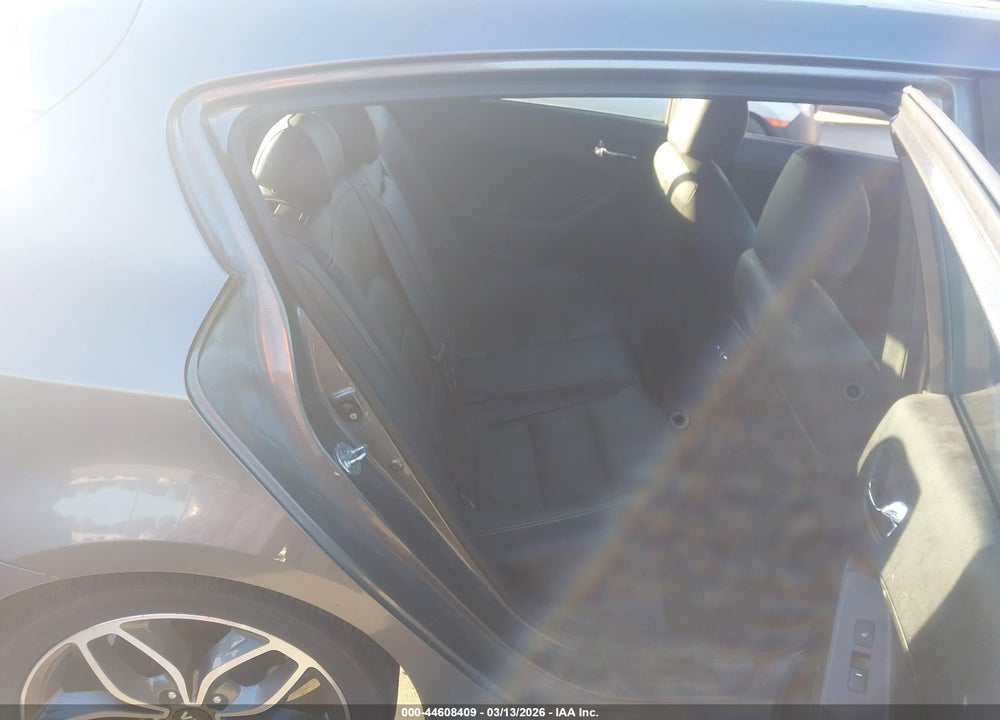 2016 KIA FORTE SX VIN: KNAFZ5A34G5636419