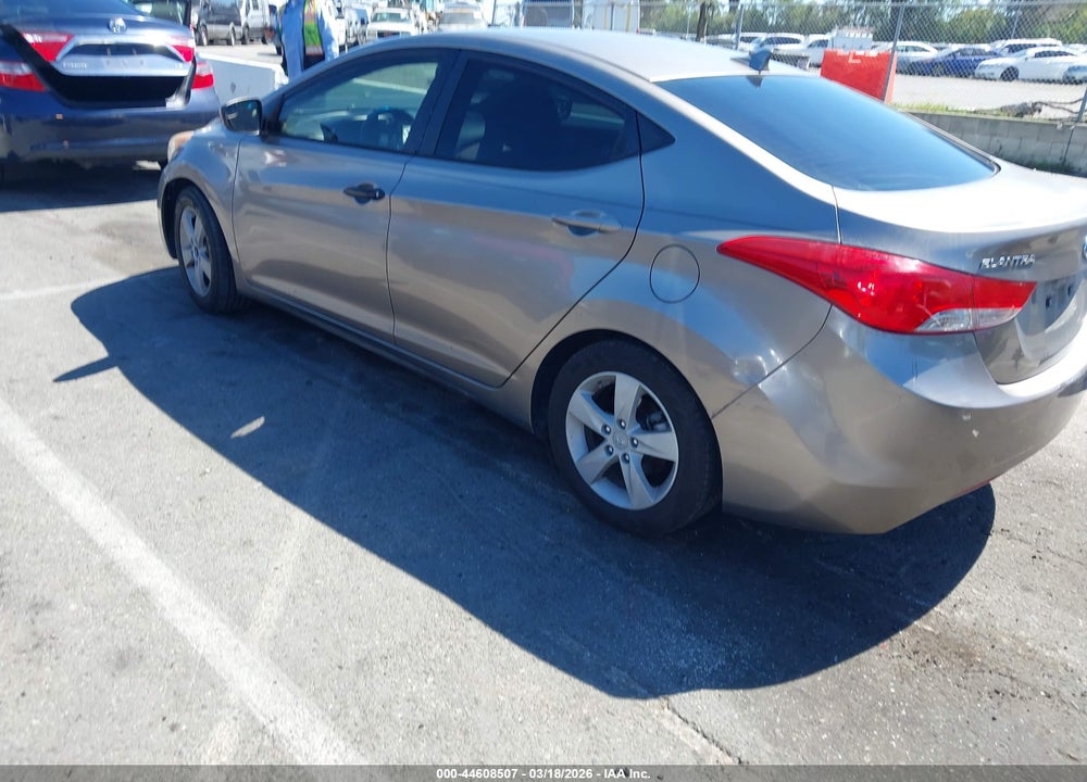2012 HYUNDAI ELANTRA GLS VIN: 5NPDH4AE0CH079219