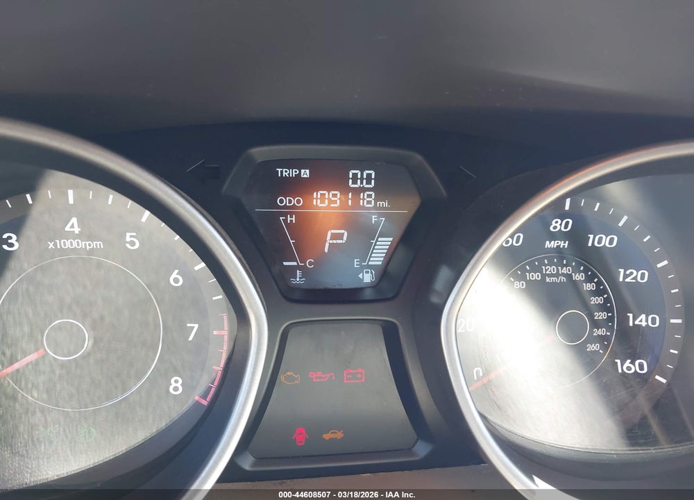 2012 HYUNDAI ELANTRA GLS VIN: 5NPDH4AE0CH079219