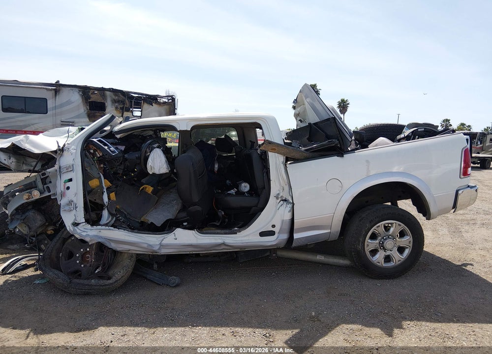 2016 RAM 2500 LAIE VIN: 3C6UR5FL4GG244706
