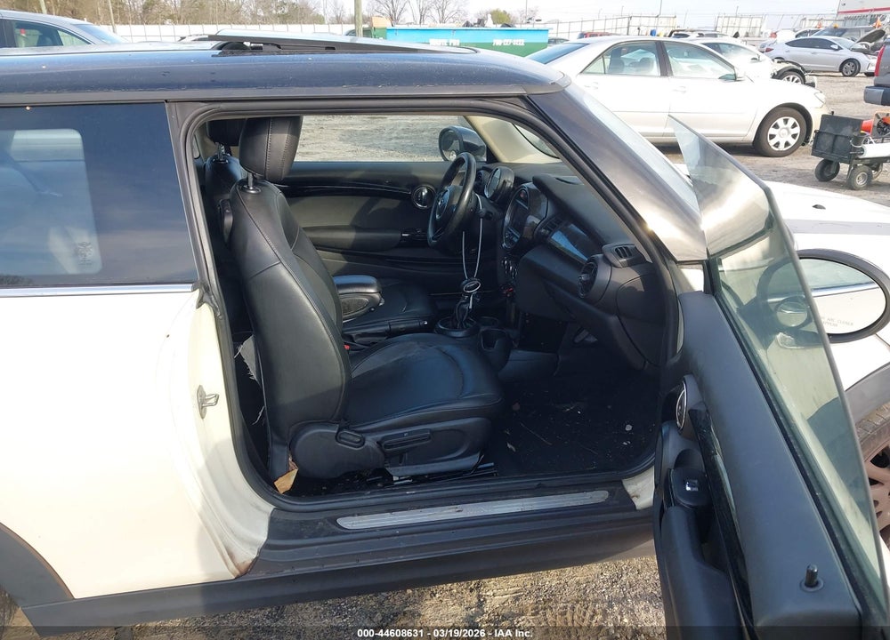 2019 MINI HARDTOP COOPER/OXFORD EDITION VIN: WMWXP5C53K2H30202