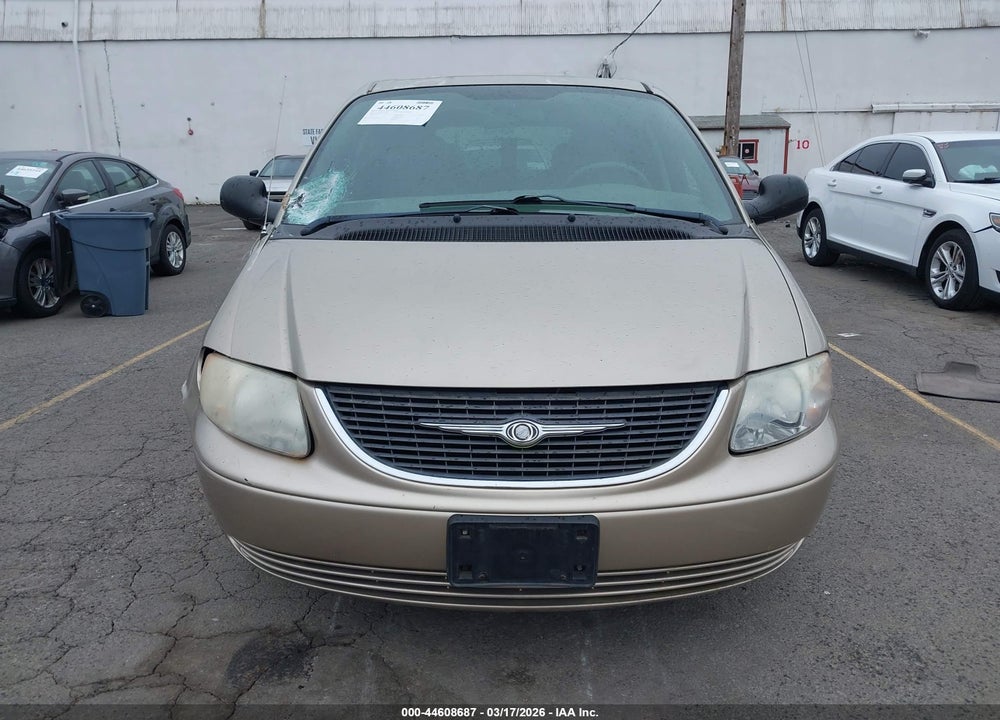 2003 CHRYSLER TOWN & COUNTRY VIN: 2C4GP24R13R272114