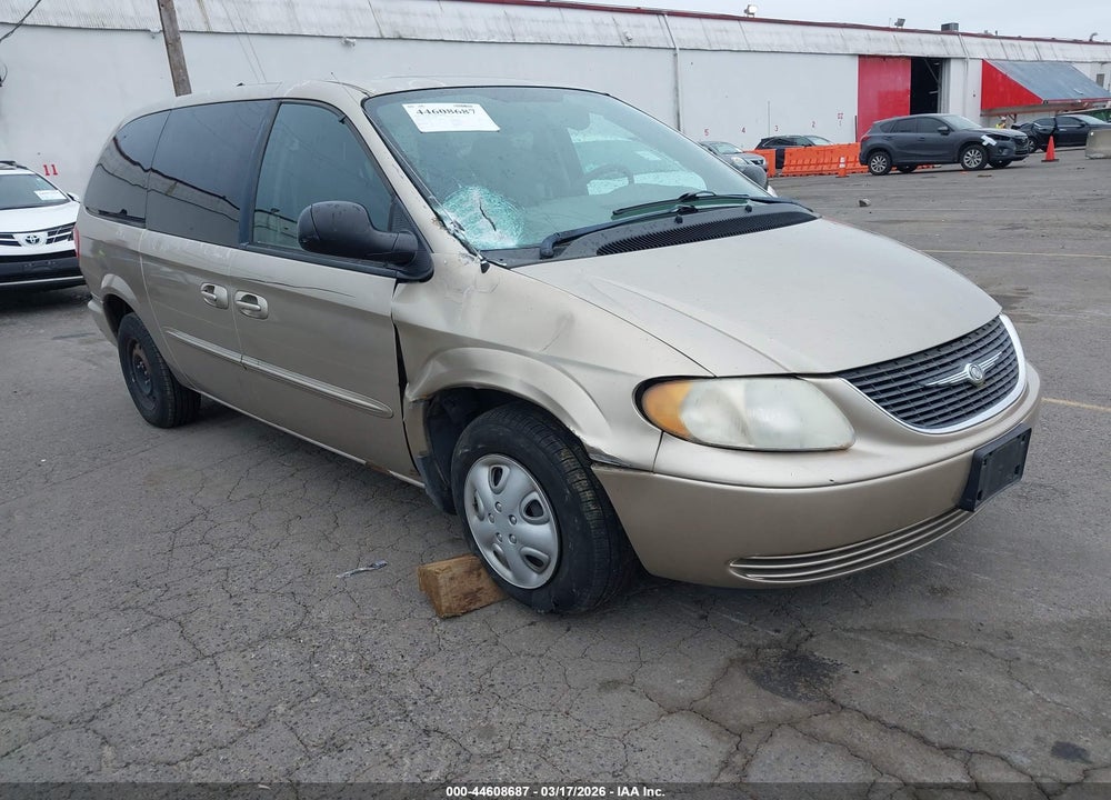 2003 CHRYSLER TOWN & COUNTRY VIN: 2C4GP24R13R272114
