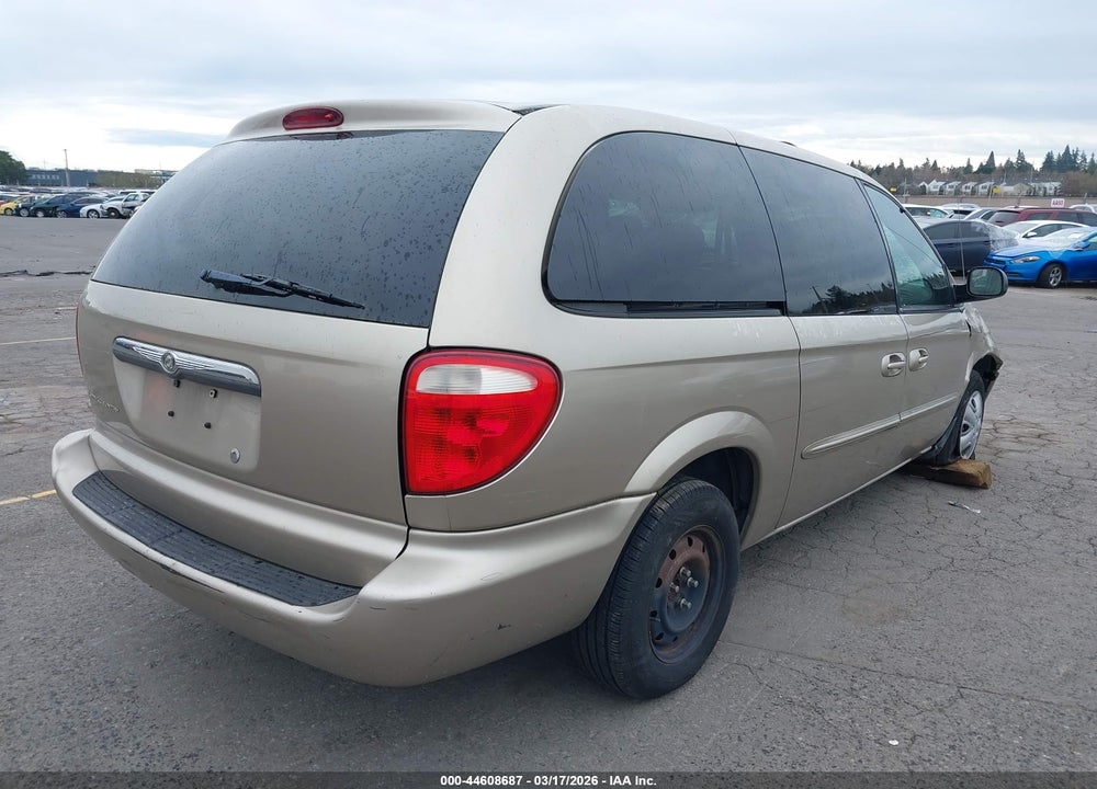 2003 CHRYSLER TOWN & COUNTRY VIN: 2C4GP24R13R272114
