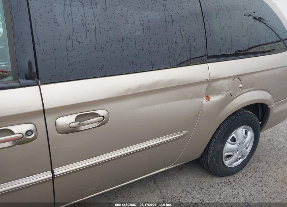 2003 CHRYSLER TOWN & COUNTRY VIN: 2C4GP24R13R272114