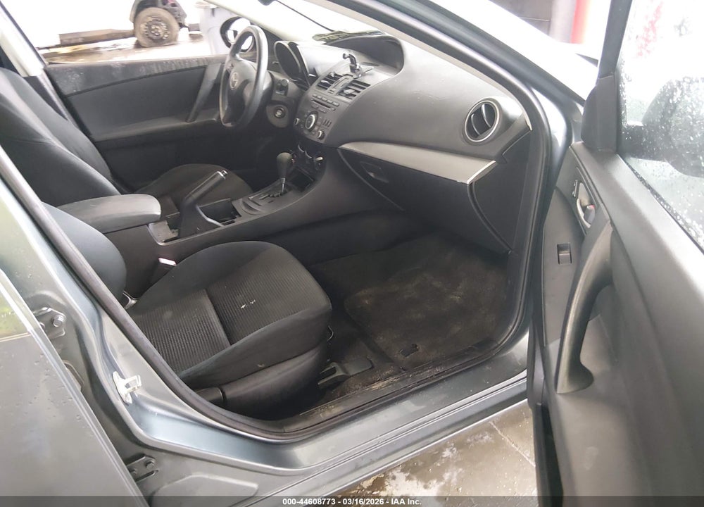 2012 MAZDA 3 I SPORT VIN: JM1BL1UF0C1511209