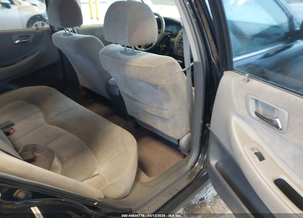 1999 HONDA ACCORD LX VIN: JHMCG5644XC042176