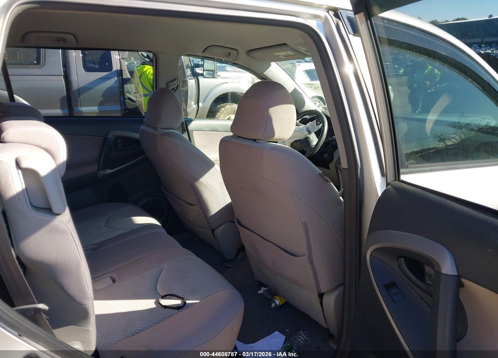 2007 TOYOTA RAV4 VIN: JTMBD33V776027029