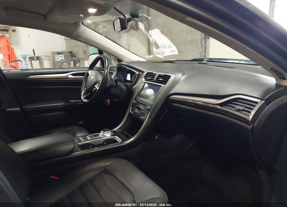 2018 FORD FUSION SE VIN: 3FA6P0HD1JR175250