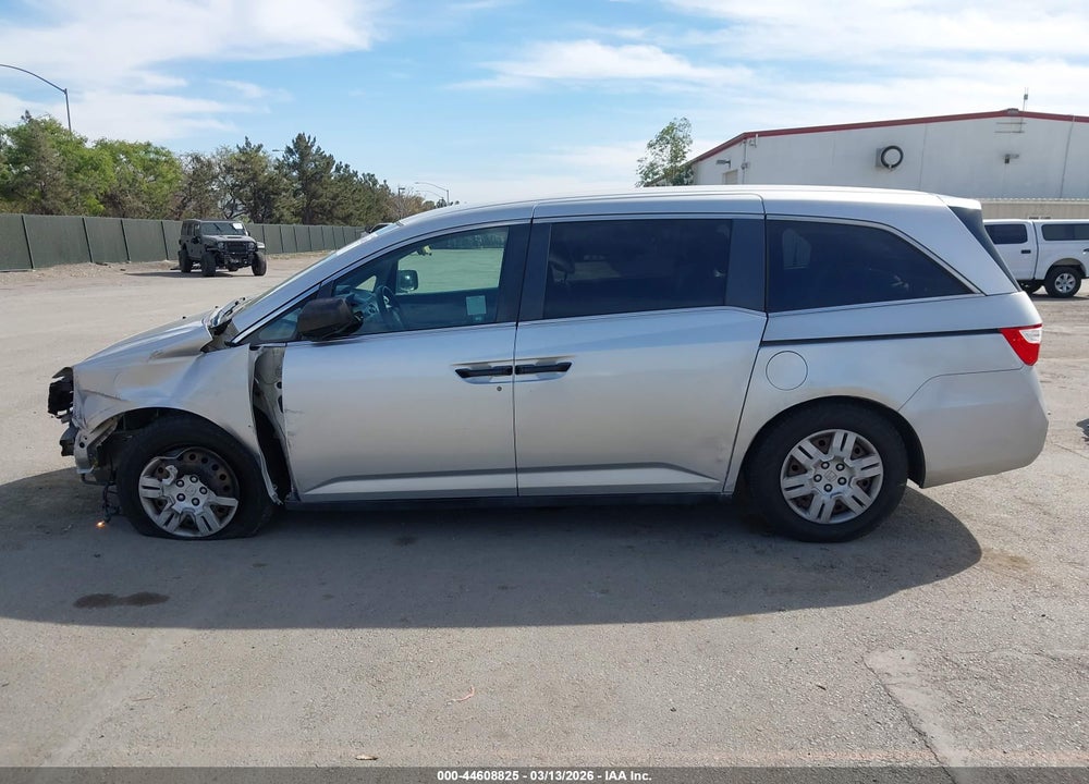 2012 HONDA ODYSSEY LX VIN: 5FNRL5H25CB024026