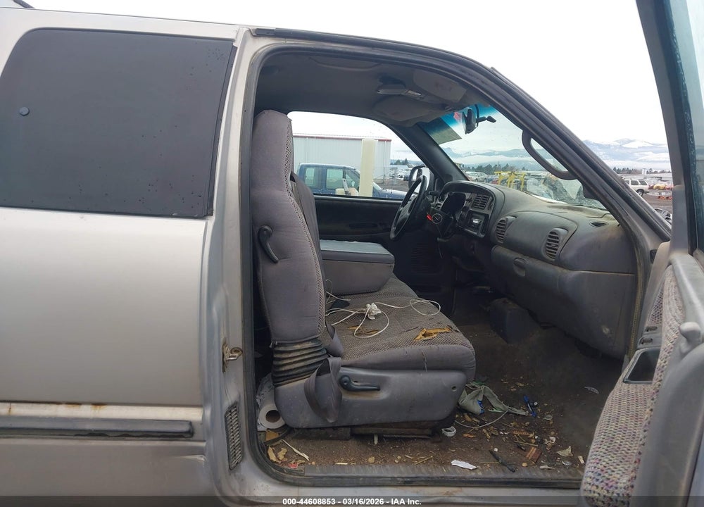 1999 DODGE RAM 2500 ST VIN: 3B7KC2261XG114494