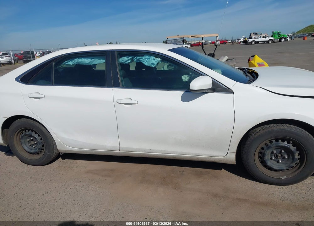 2015 TOYOTA CAMRY LE VIN: 4T4BF1FK1FR516120