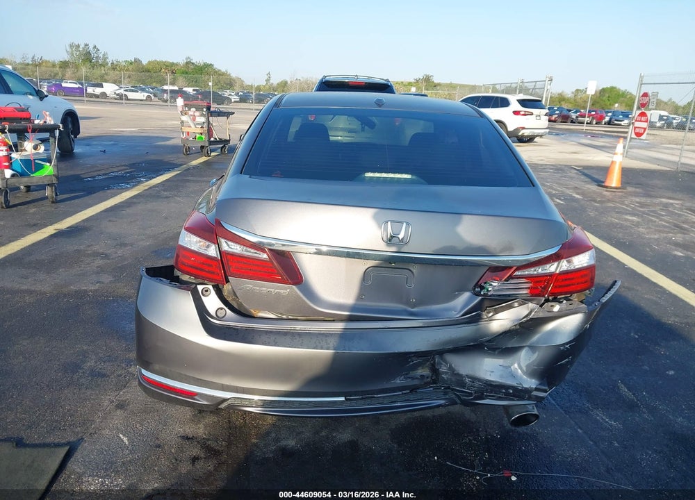 2016 HONDA ACCORD EX VIN: 1HGCR2F7XGA126231