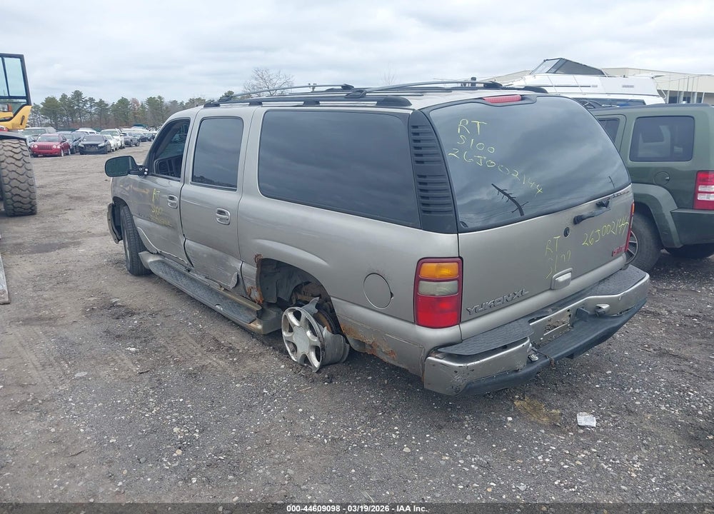 2002 GMC YUKON XL 1500 DENALI VIN: 1GKFK66U52J243256